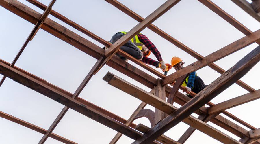 Expert top industrial roofings services in Mackinaw City, MI